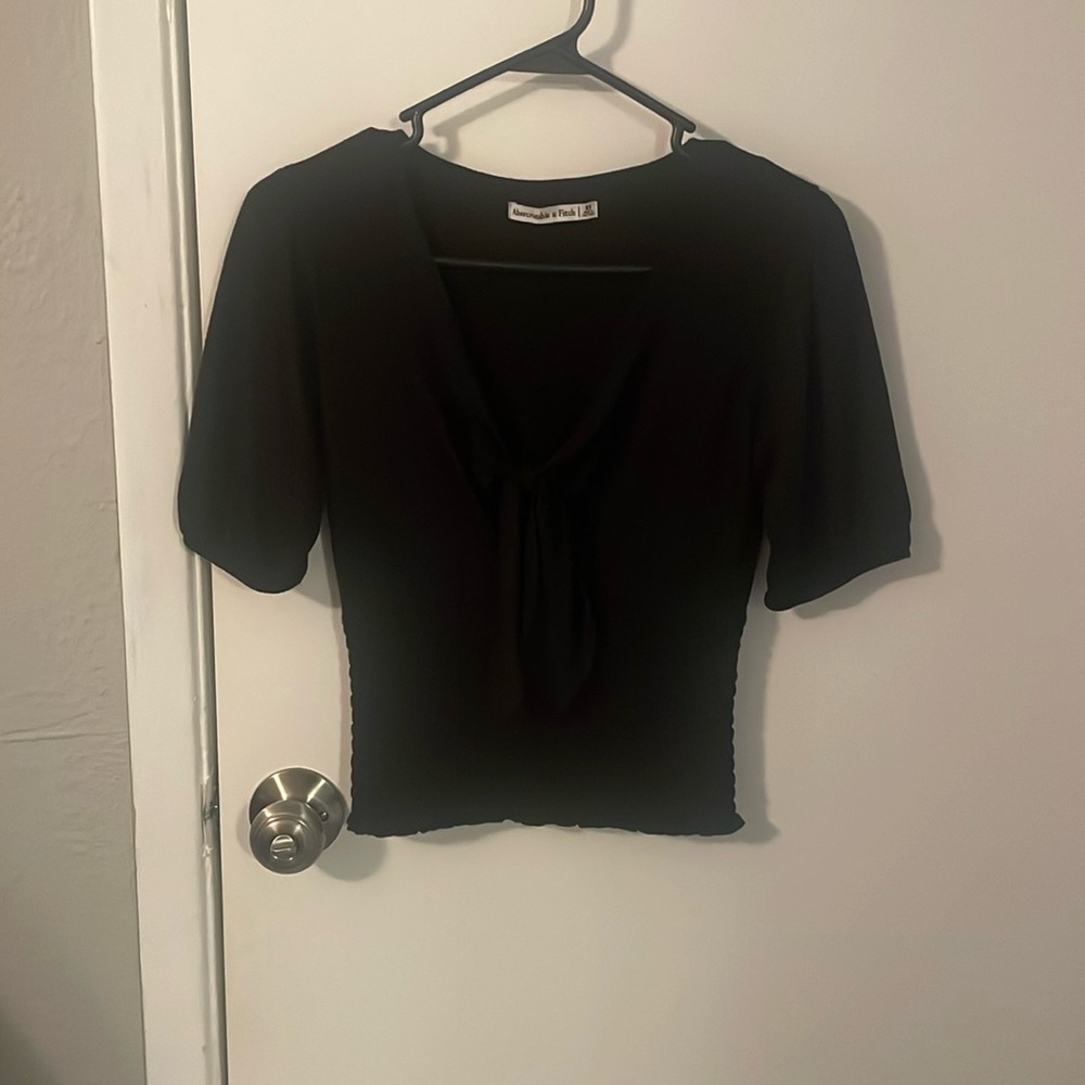 Abercrombie and fitch top